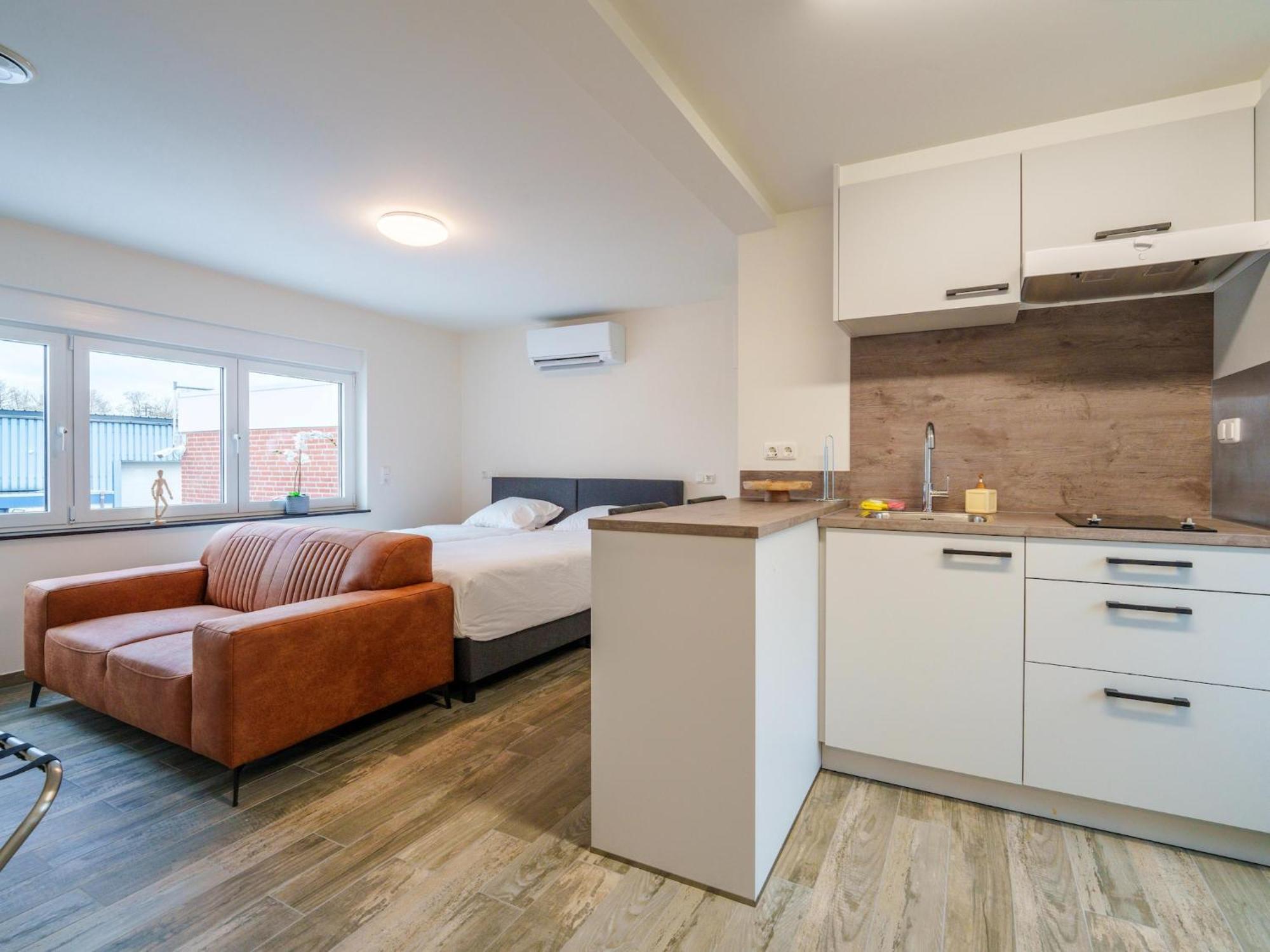 Cosy Apartment Near Center Ландграф Екстериор снимка